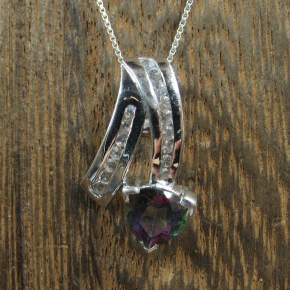Jewelry - 16" Sterling Mystic Topaz & Clear Topaz Necklace